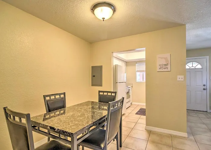 Sunny Indian Rocks Steps To Gulf! Apartment